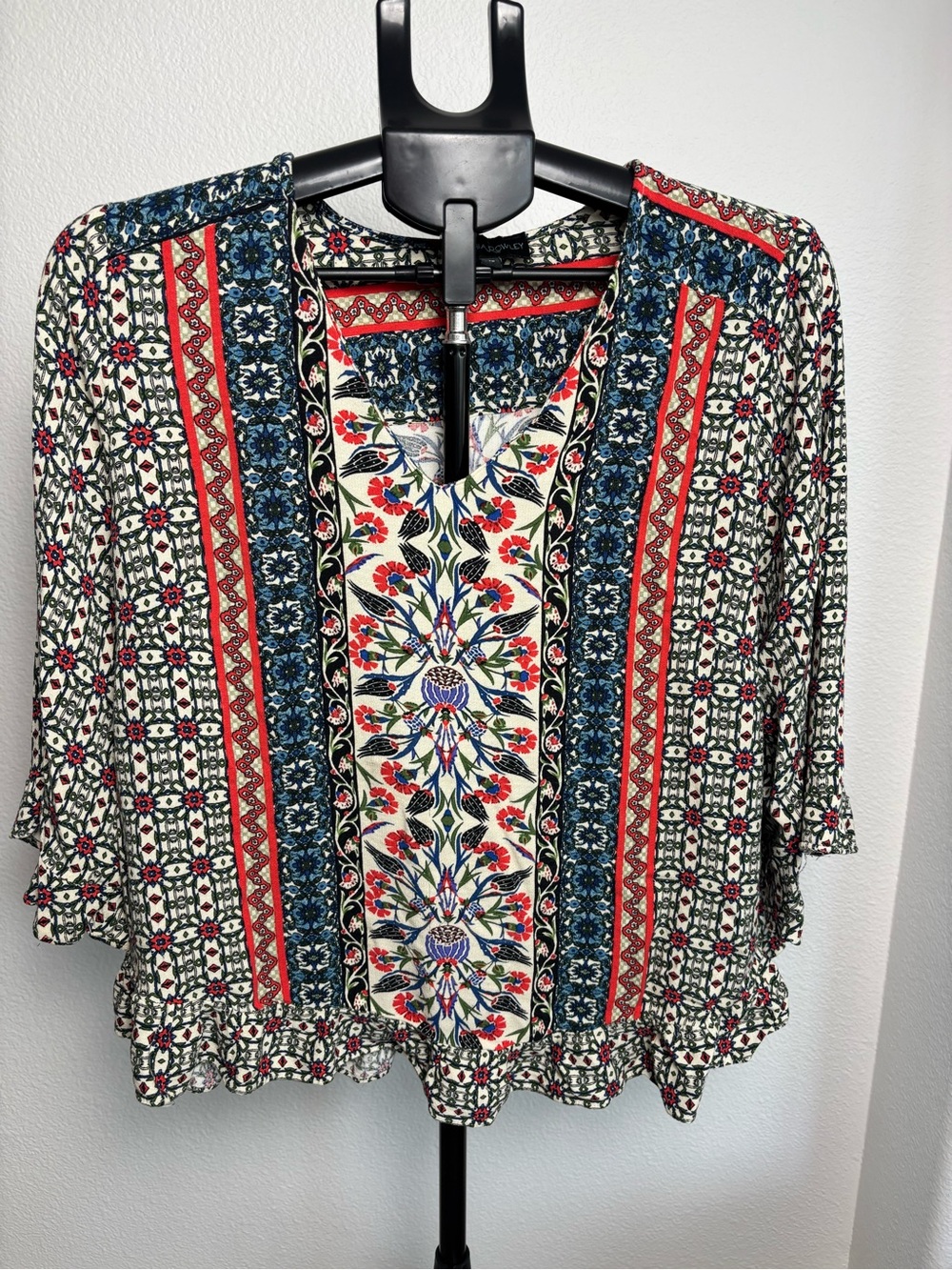 Cynthia Rowley Cream Tunic with Blue and Red Floral Border